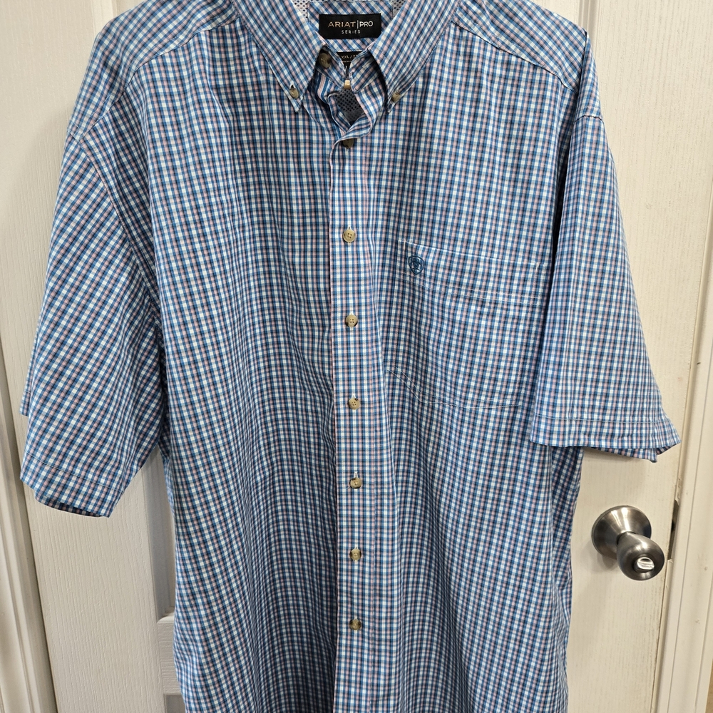 Ariat Blue Plaid Casual Button Down Shirt